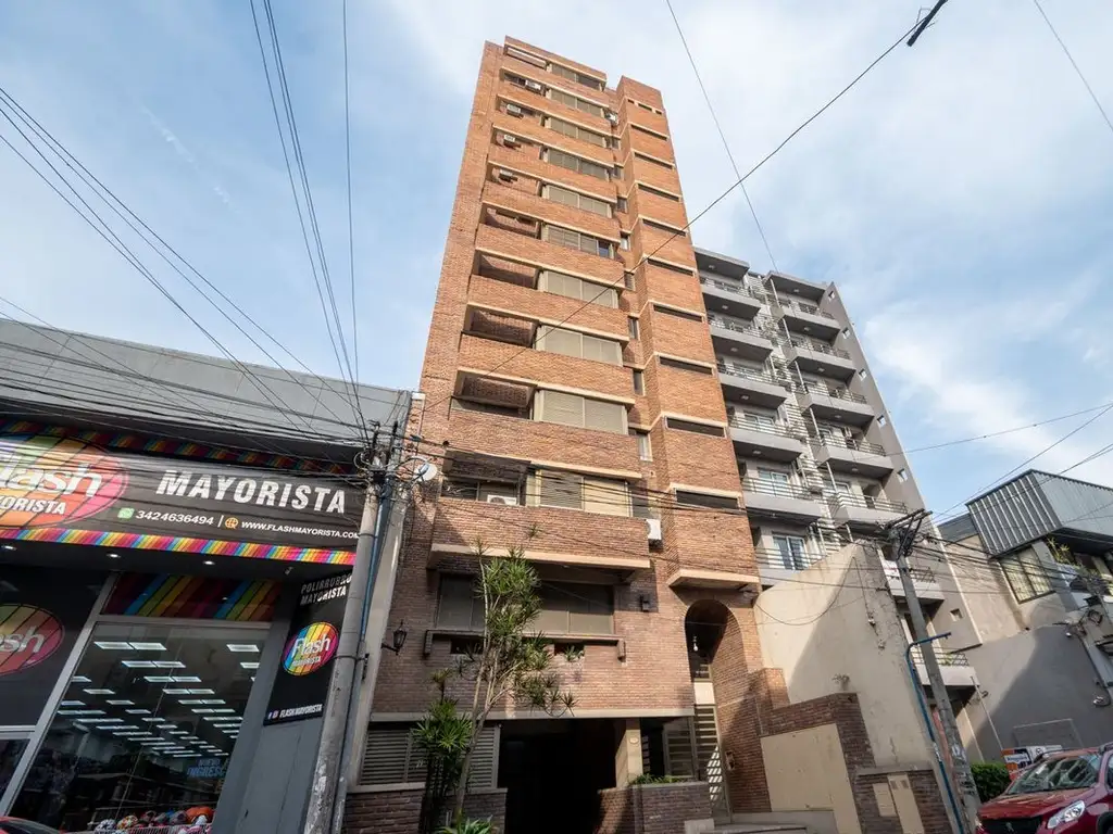 Semipiso en venta 3 dormitorios con cochera Centro