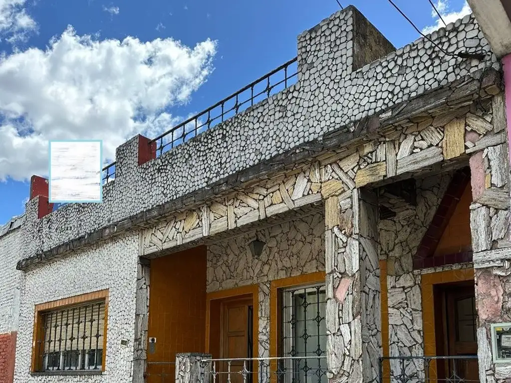 VENTA CASA LOTE PROPIO MULTIFAMILIAR A REFACCIONAR