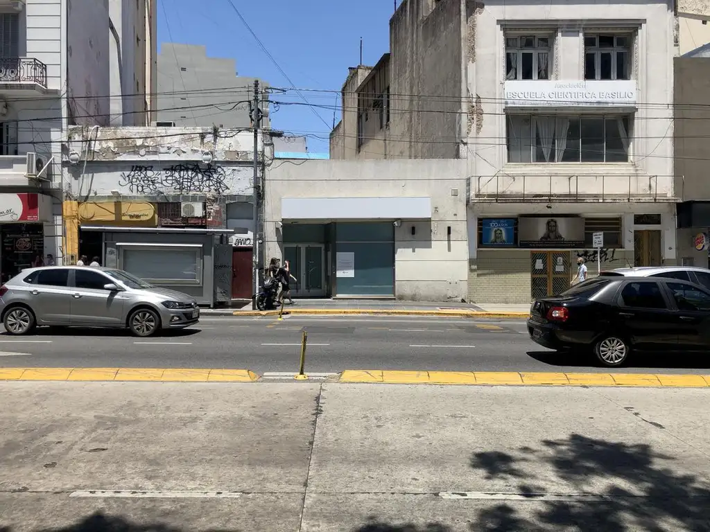 Local Comercial en Venta y Alquiler - Capacidad Constructiva 2.600 m2 - Facultad de Medicina - CABA