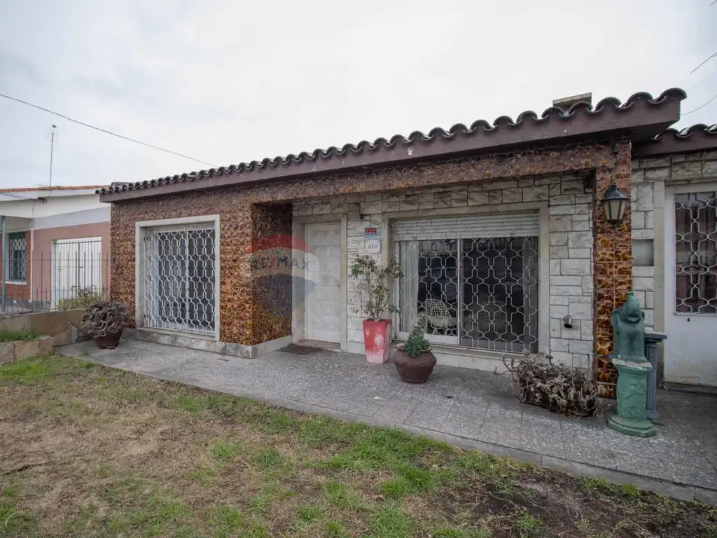 Venta de Casa 4 dormitorios y garaje Belvedere