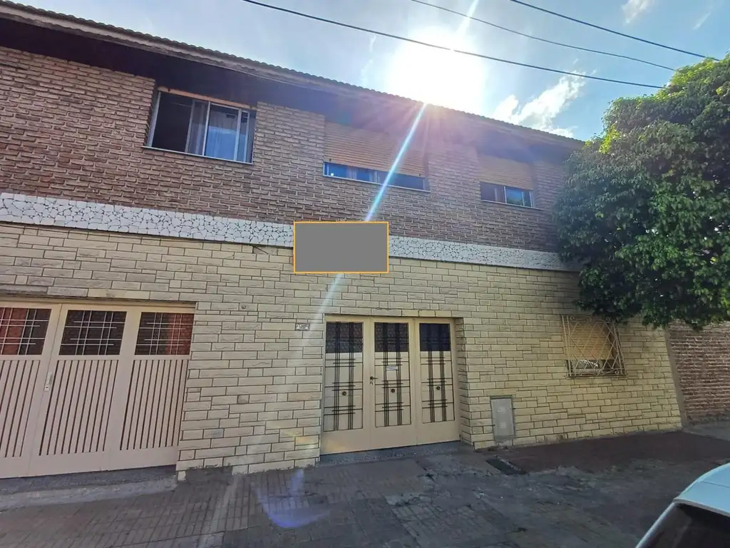 Casa en venta. Lanus, Remedios de Escalada.