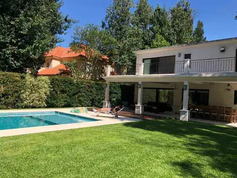 Casa en Venta en Fincas de Iraola I - 3 dormitorios