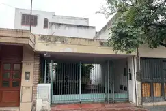 VENTA, CASA 2 PLANTAS, BARRIO CENTRO 