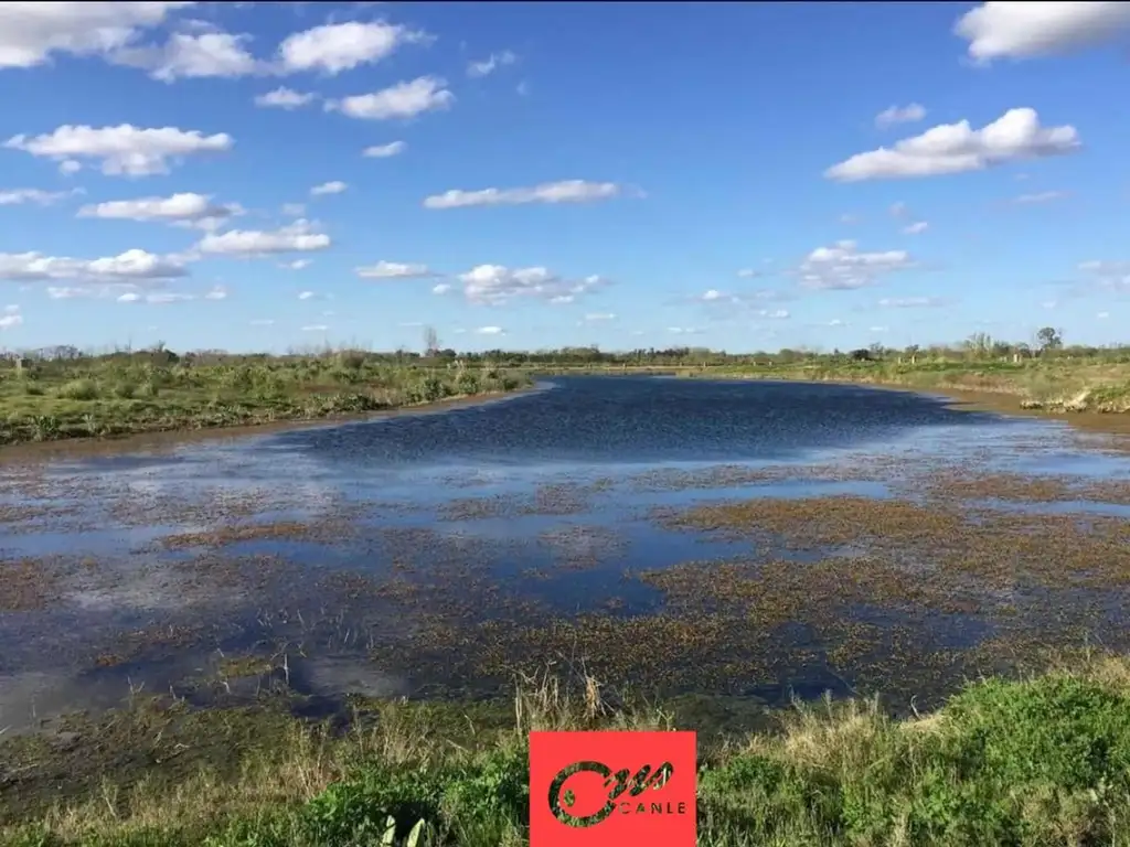 Venta Lote a la laguna en el Naudir Isla