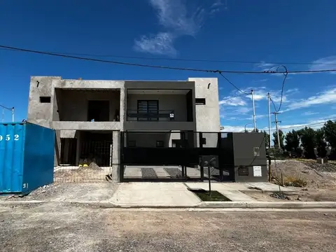 DUPLEX EN VENTA, LOS PLATANOS, CIPOLLETTI