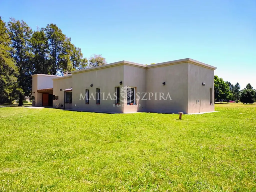 Casa - Venta - Argentina, Luján - Chacras La Primavera Golf 122