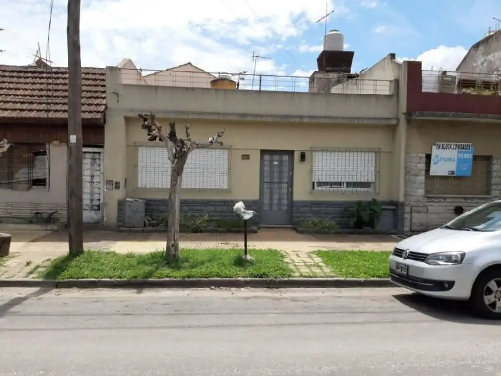 Casa - Venta - Argentina, La Matanza - CANGALLO 800