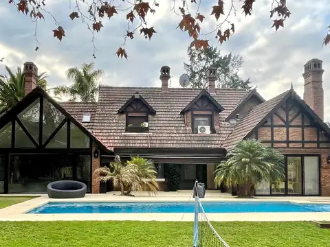 Casa en Venta en El Talar de Pacheco sobre lote con la mejor vista