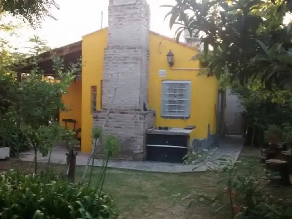 Casa - Venta - Argentina, Lobos