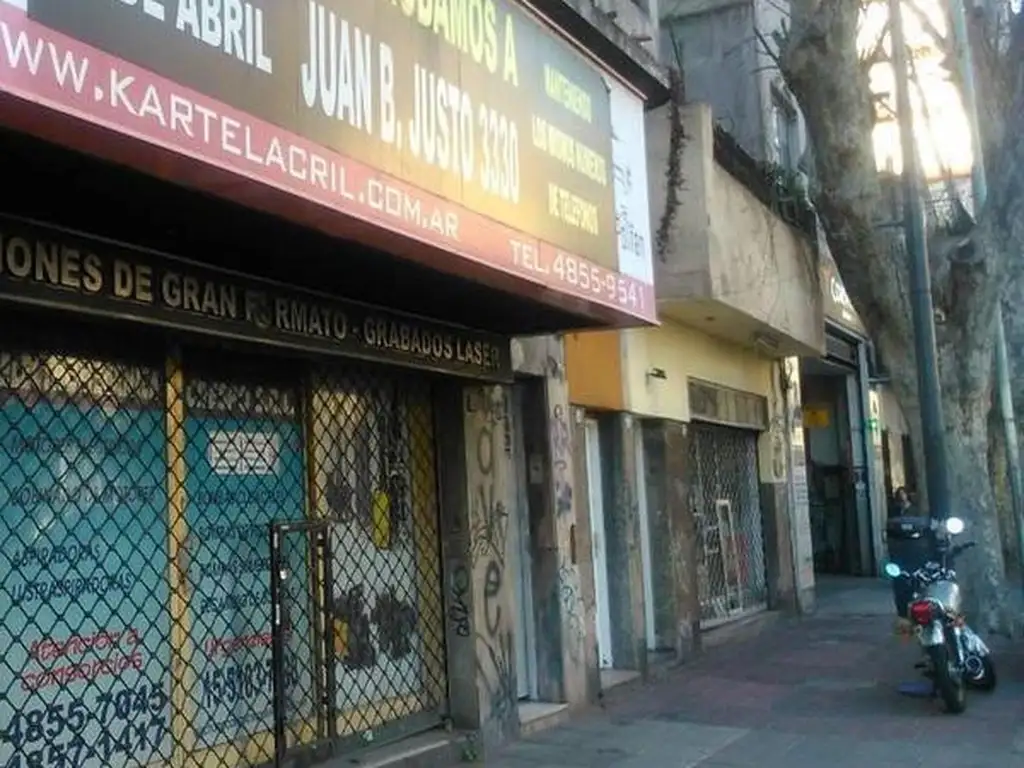 Excelente local comercial 115m2. Apto varios rubros.