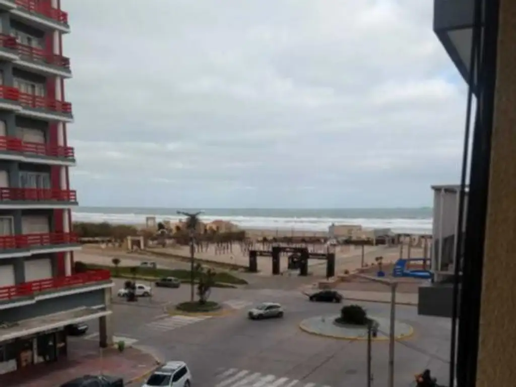 Departamento en venta - 2 dormitorios 2 baños - 62mts2 - Necochea