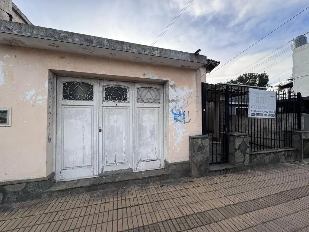 VENTA DE CASA 3 AMB MERLO CENTRO