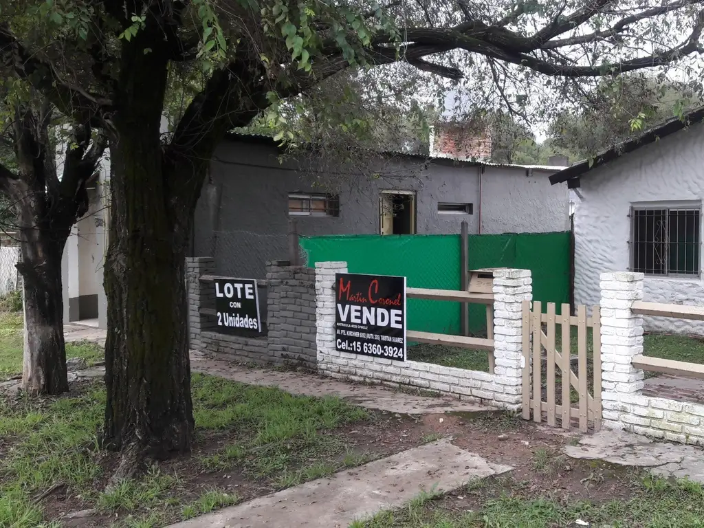 2 UNIDADES DE VIVIENDA SOBRE UN LOTE! EXCELENTE UBICACION!