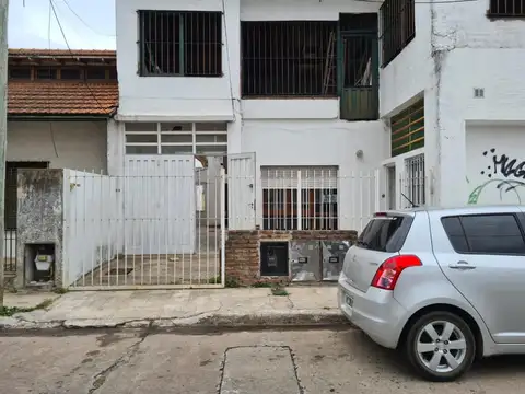 Excelente Departamento tipo casa a una cuadra del Coto