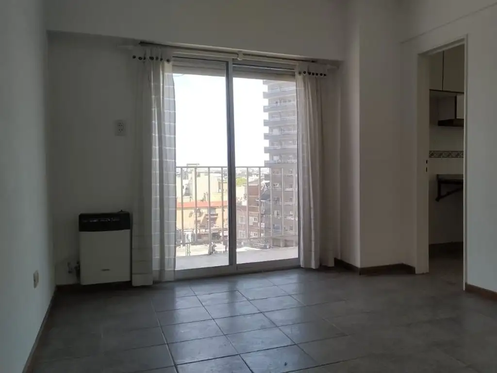 Departamento 2 ambientes en venta Gerli con balcón