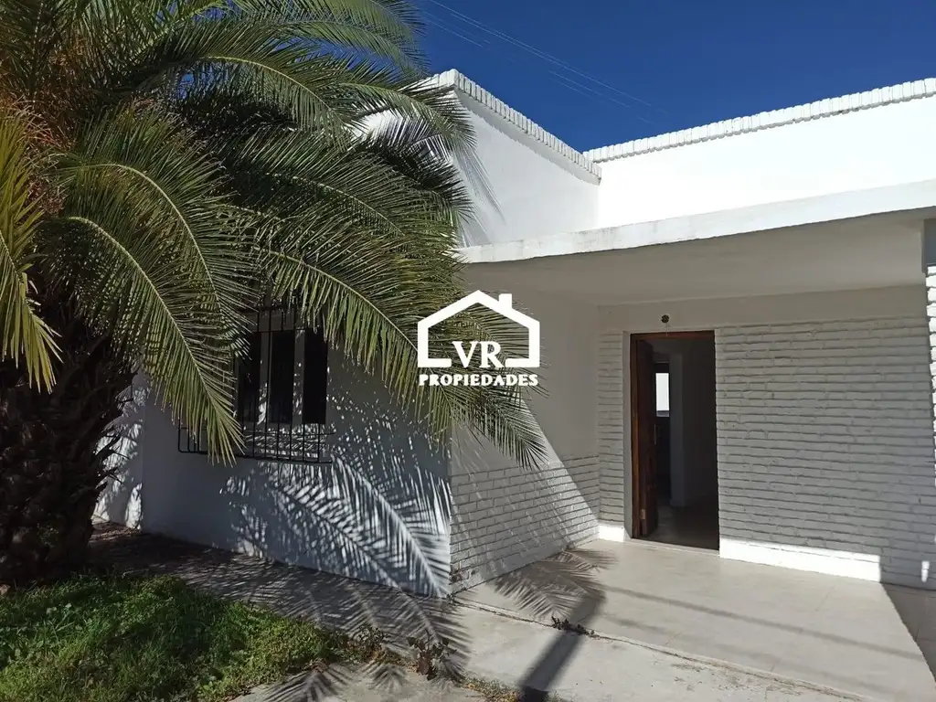 Casa  en Venta en Pilar,  G.B.A. Zona Norte - VRU0239_LP586600_1