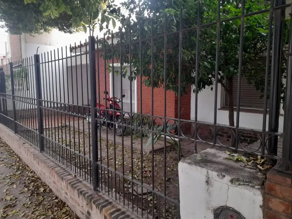 Vendo Casa 3 Dor. B.Parque V. Sarsfield