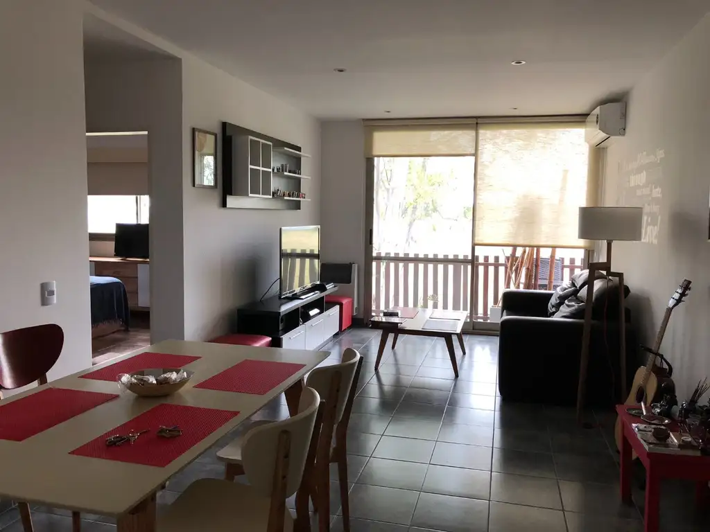 3 ambientes en suite, balcón con parrilla, 2 cocheras