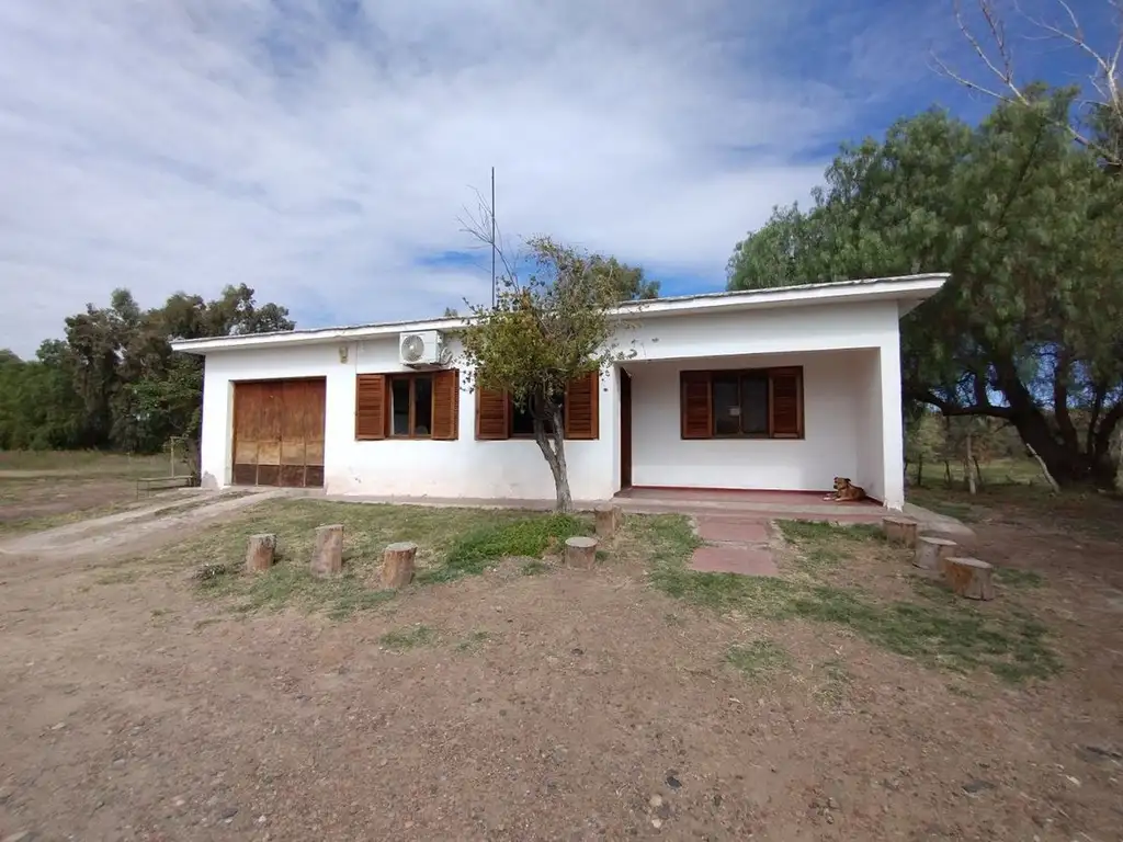 Casa en venta 3 dormitorios en Maipú Mendoza