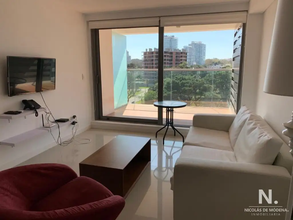 Excelente departamento en Punta del Este