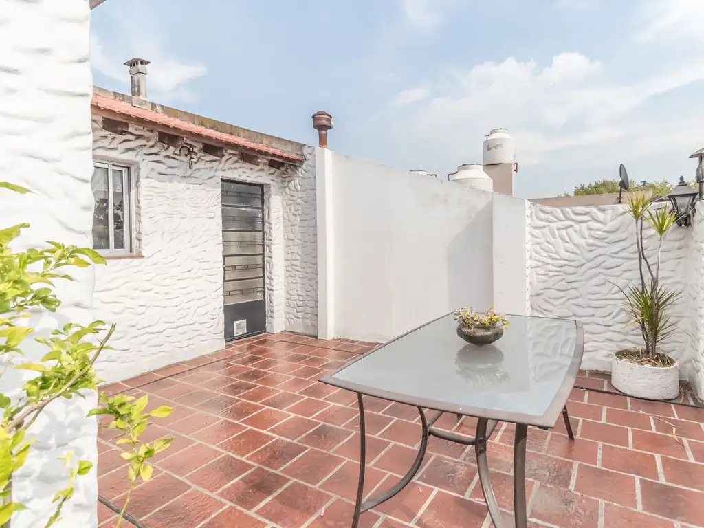 VENTA PH 5 AMB EN VILLA REAL CON TERRAZA Y PATIO