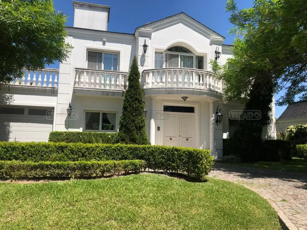 Casa  en Venta en San Patricio, Moreno, G.B.A. Zona Oeste