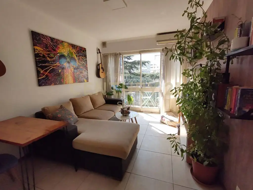 Venta Departamento 3 AMBIENTES Monte Castro Balcón