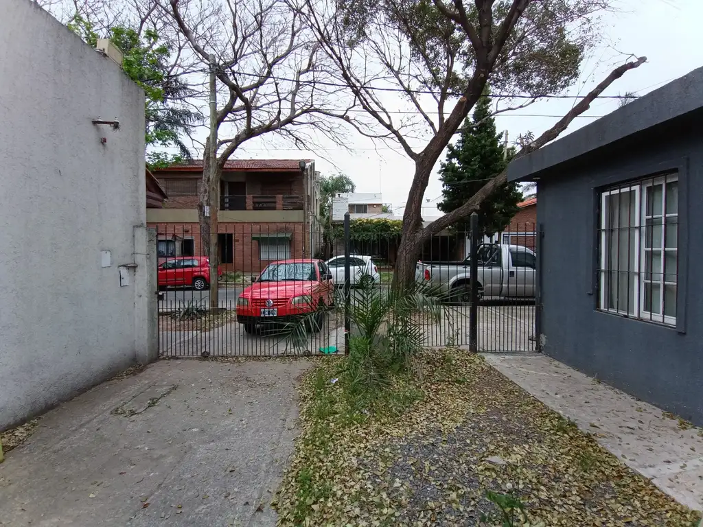 VENTA CASA LOTE PROPIO 5 AMBIENTES 2 VIVIENDAS SEPARADAS DON BOSCO QUILMES