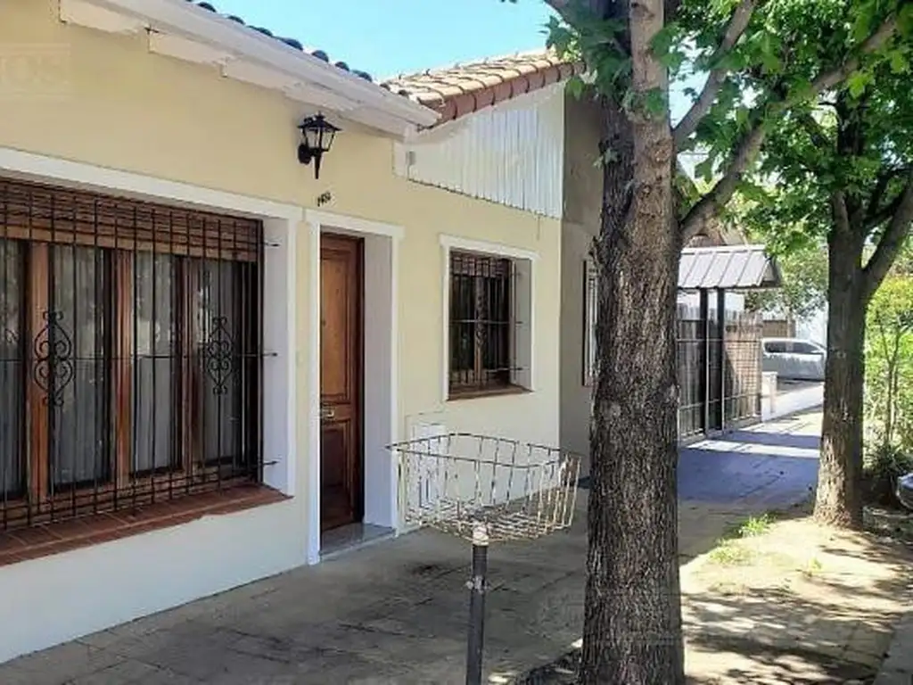 venta Casa en  san isidro 3 ambientes lote propio