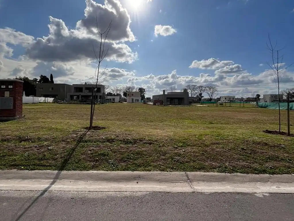 Lote en venta en  Santa Lucia, Pilar del Este