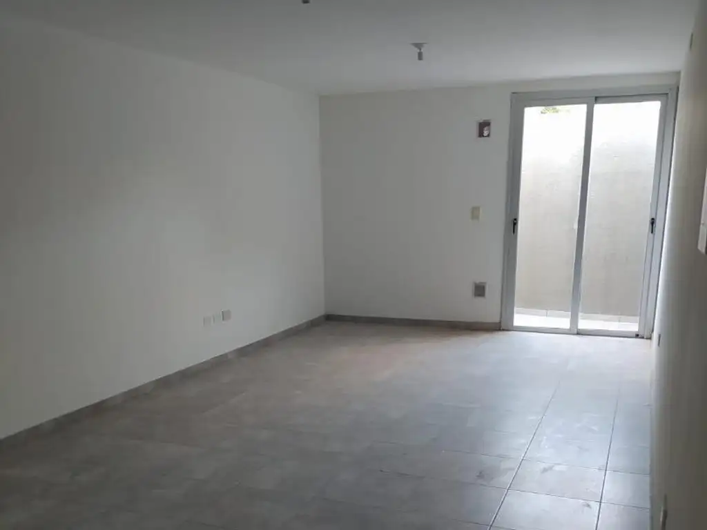 Departamento. Venta. 1 dormitorio. B° Alta Córdoba. Patio