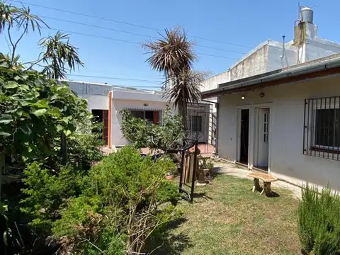 VENTA CASA 4 AMB, PARQUE Y DEPTO ANEXO MERLO - Foto 0