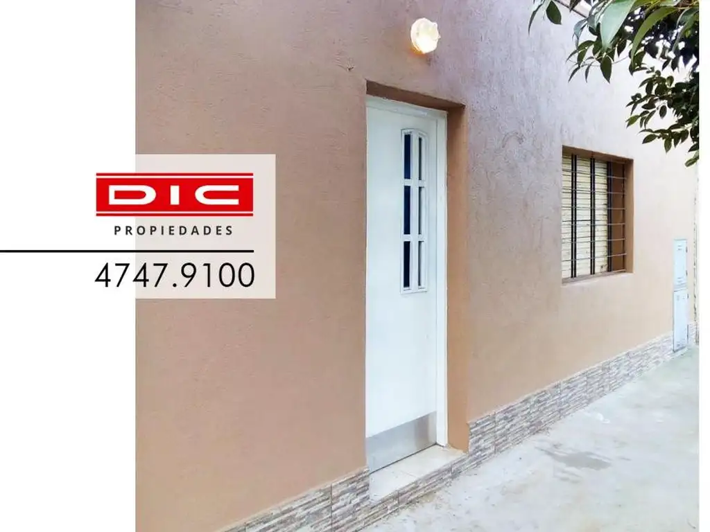 Casa 4 Ambientes Venta - Don Torcuato