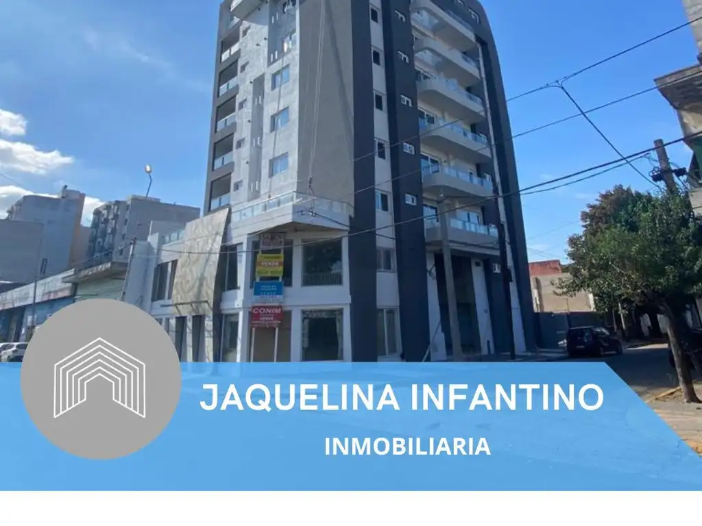 Local comercial - doble altura - Haedo