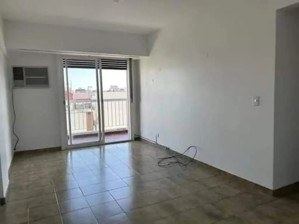 VENTA EXCELENTE DEPTO 3 AMB CON BALCÓN 70 METROS EN ALMAGRO