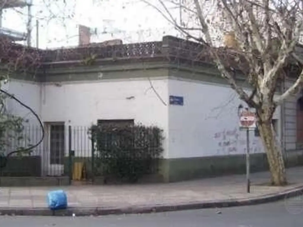 LOTE ESQUINA TRONADOR Y AVALOS – V. ORTUZAR-