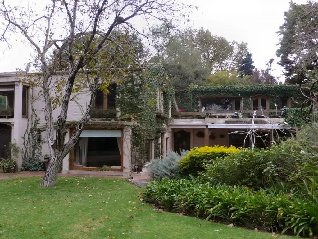 Casa  en Venta en Santa Rita, San Isidro, G.B.A. Zona Norte