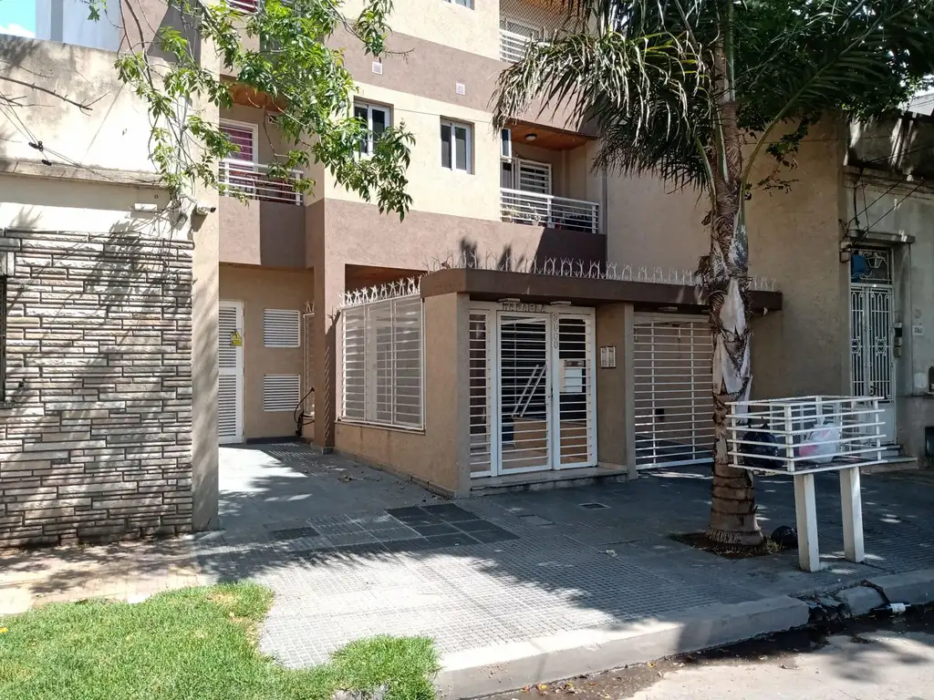 Venta departamento de 2 ambientes en Ciudadela