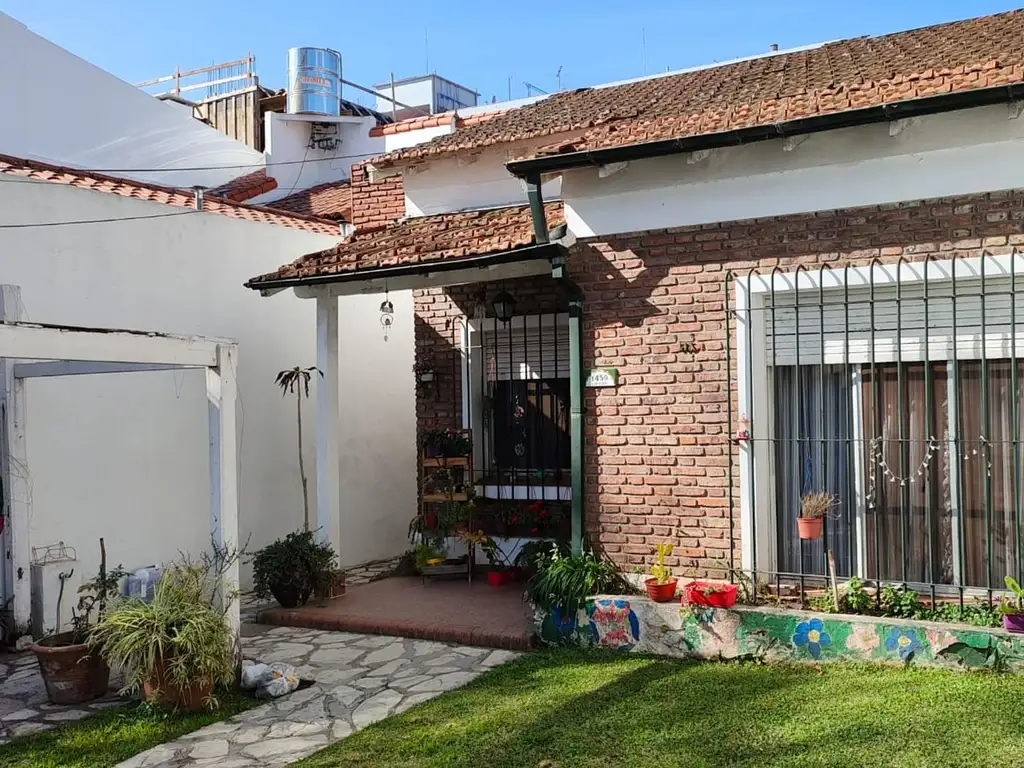 VENTA CASA - GRAN LOTE - OPORTUNIDAD.