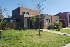 Oportunidad! Hermosa casa en venta barrio San Francisco- Villa Nueva. Tigre