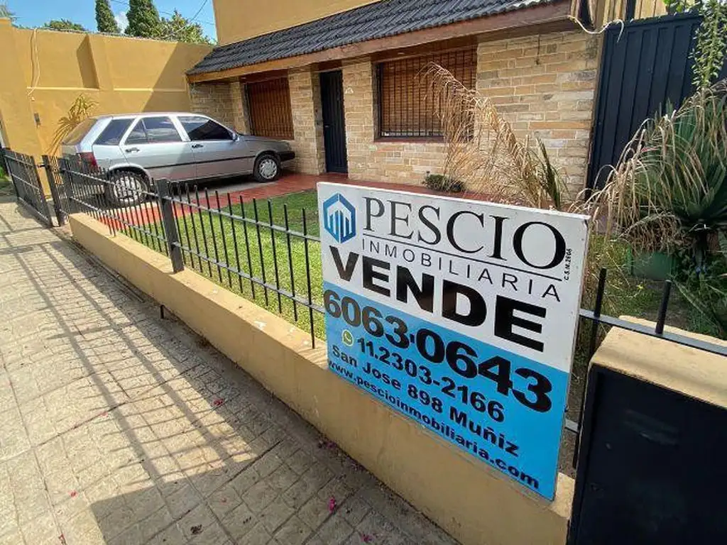 CASA A LA VENTA DE 4 AMBIENTES EN VILLA DE MAYO