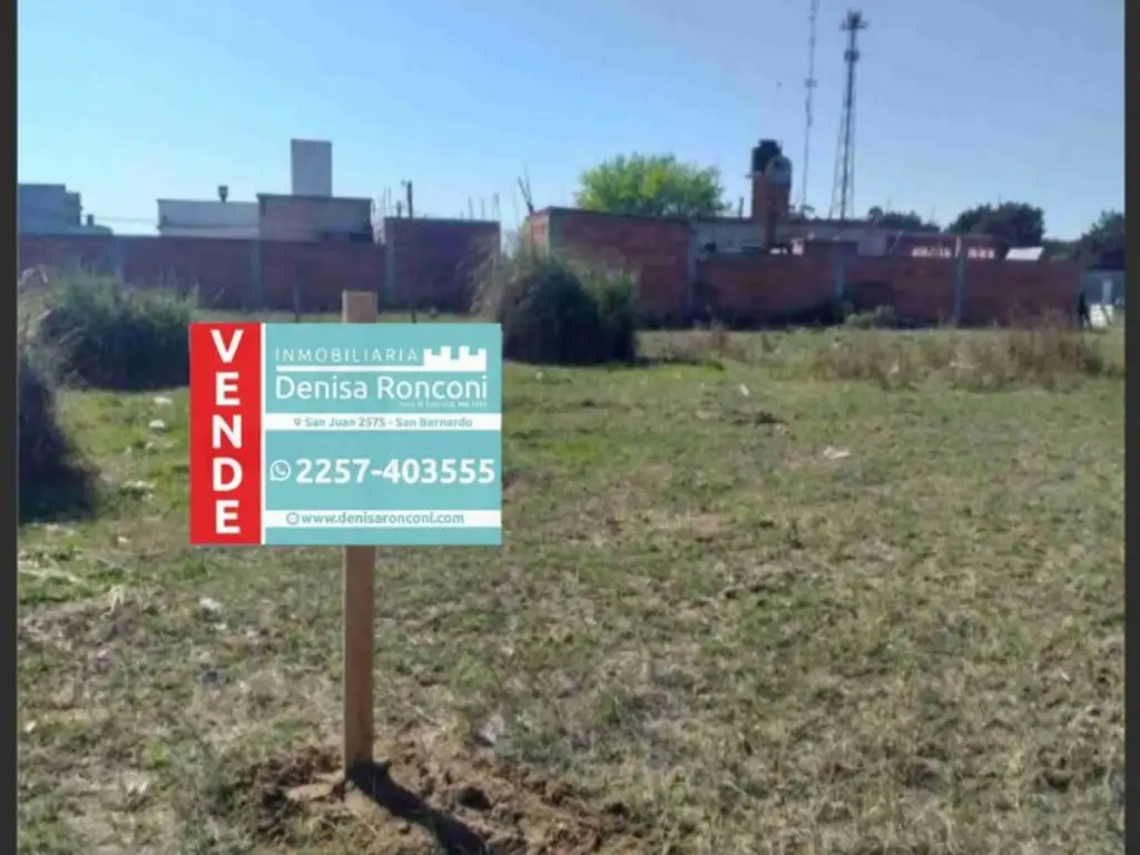 EXCELENTE LOTE TERRENO, EN BARRIO ESCURRA, IDEAL PARA VIVIENDA PERMANENTE