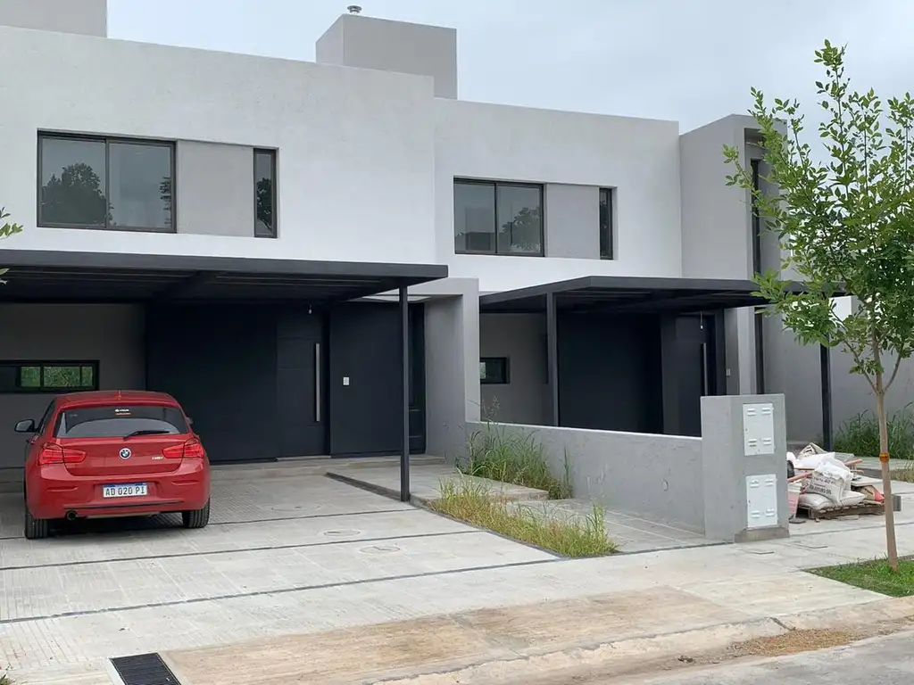 Duplex a la venta en GreenVille 2 3 dormitorios 3 baños