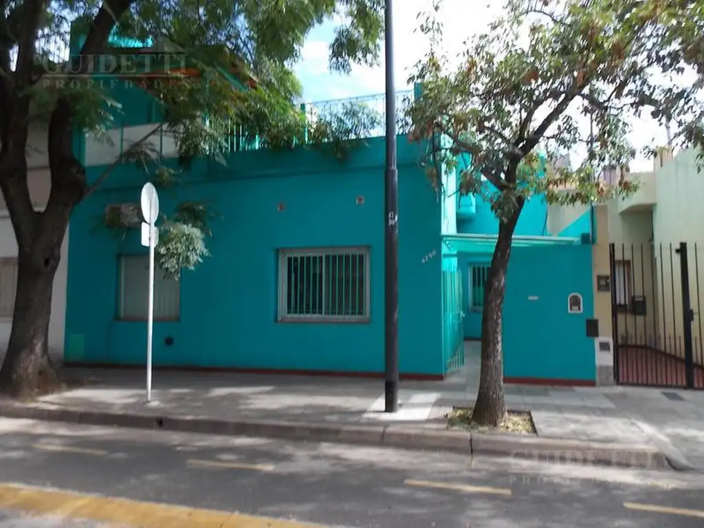 Venta PH 3 ambientes Sin Expensas con Patio y Gran Terraza - Saavedra