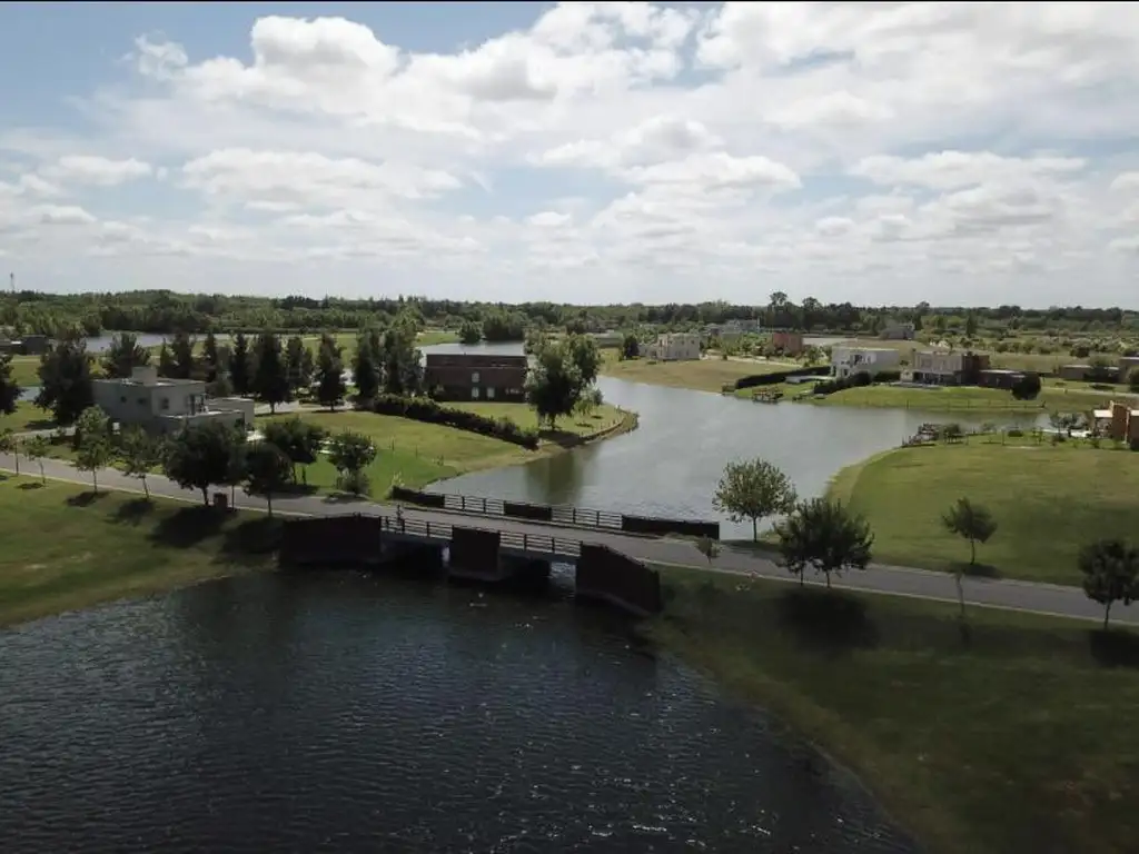 Excelente Lote al Río  en Venta en El Cazal - Oportunidad!