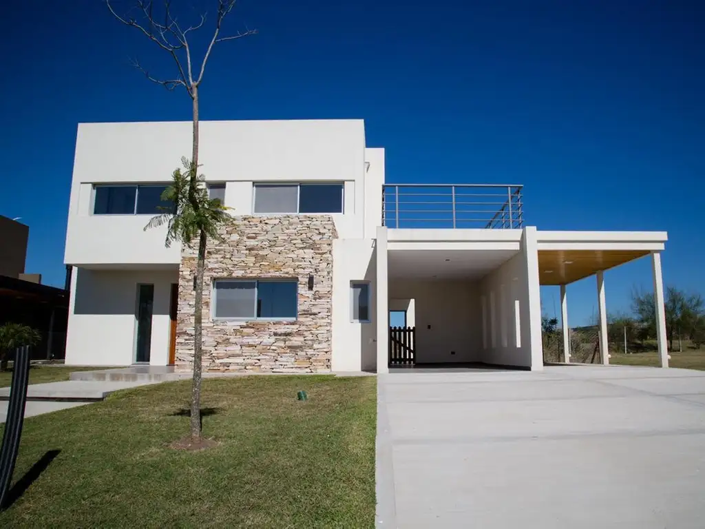 Casa En Alquiler Vistas - Puertos Del Lago