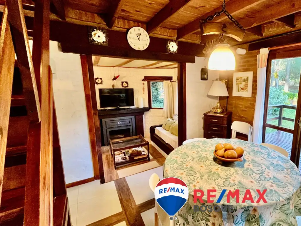 CASA VENTA MAR DE LAS PAMPAS CUATRO AMBIENTES