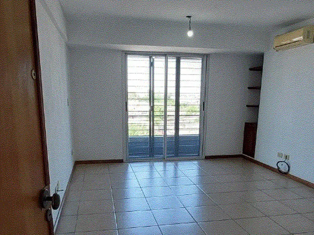 Alquiler departamento 2 amb. Avellaneda $400.000.-