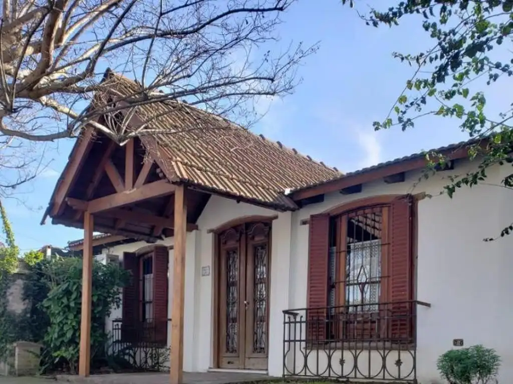 Castelar Norte impecable chalet en venta