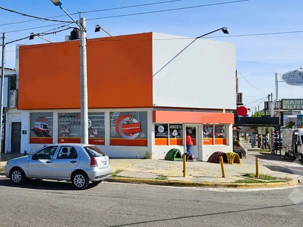 Venta Local Comercial y Oficinas - Féliz San Martín al 1.000 - Neuquén Capital